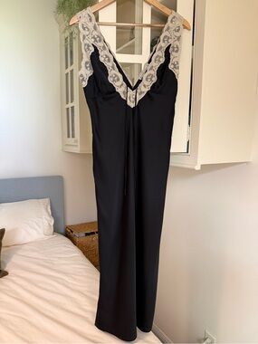 NWOT! Abercrombie & Fitch Black Satin Contrast Lace Trim Midi Slip Dress Small P